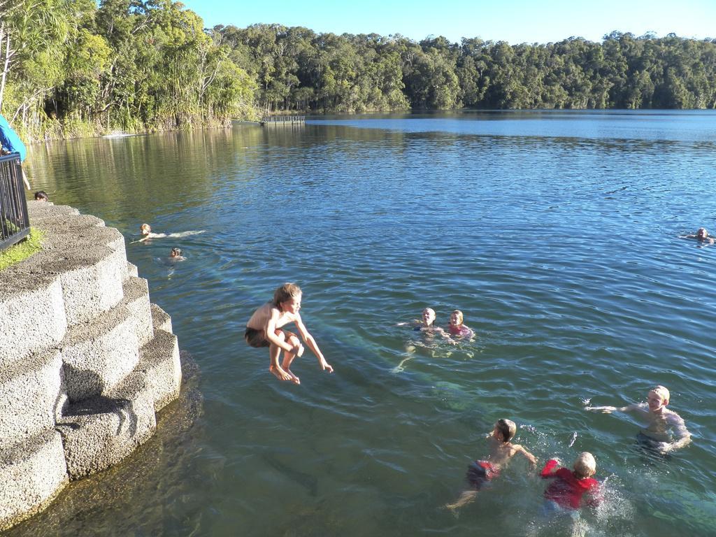 Lake Eacham Tourist Park & Cabins Luaran gambar